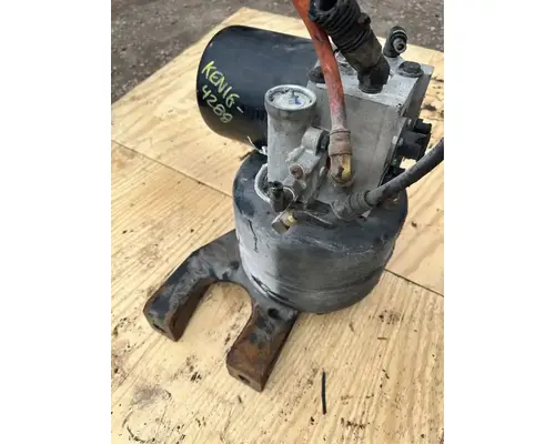 Kenworth T880 Air Drier