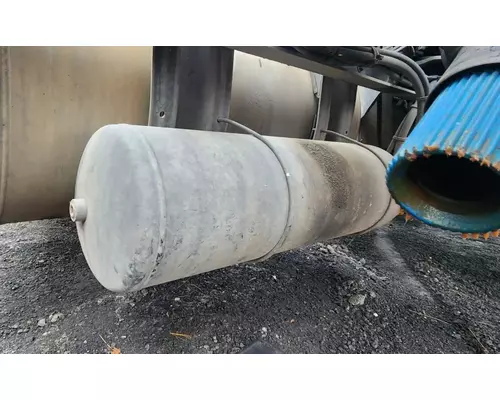 Kenworth T880 Air Tank