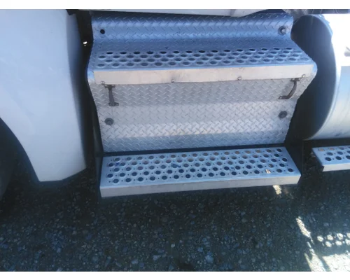 Battery Box KENWORTH T880 LKQ Evans Heavy Truck Parts