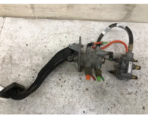 Kenworth T880 Body, Misc. Parts