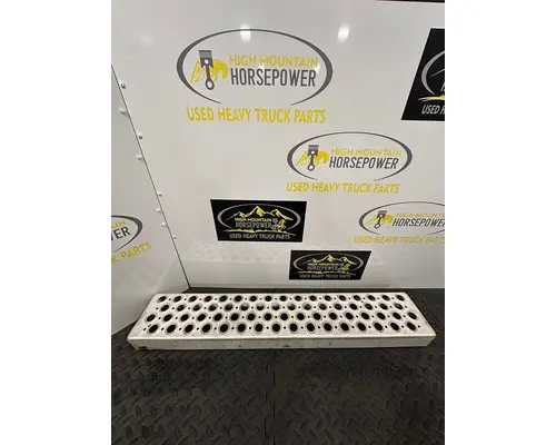 Body Parts, Misc. KENWORTH T880 High Mountain Horsepower