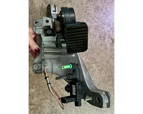 Brackets, Misc. KENWORTH T880 High Mountain Horsepower