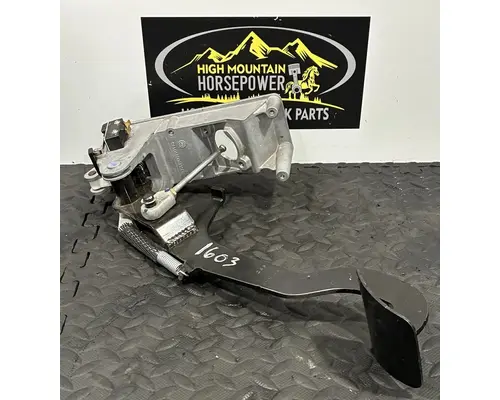 Brake / Clutch Pedal Box KENWORTH T880 High Mountain Horsepower