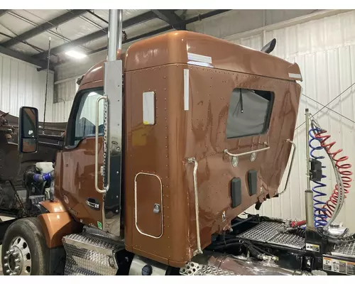 Kenworth T880 Cab Assembly