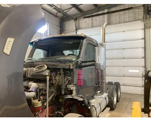 Kenworth T880 Cab Assembly