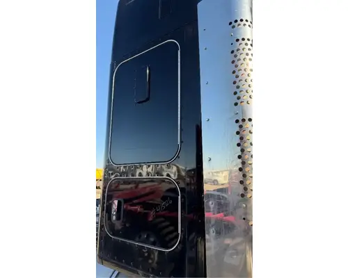 Kenworth T880 Cab