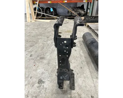 Crossmember KENWORTH T880 High Mountain Horsepower