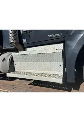 Kenworth T880 DPF (Diesel Particulate Filter)