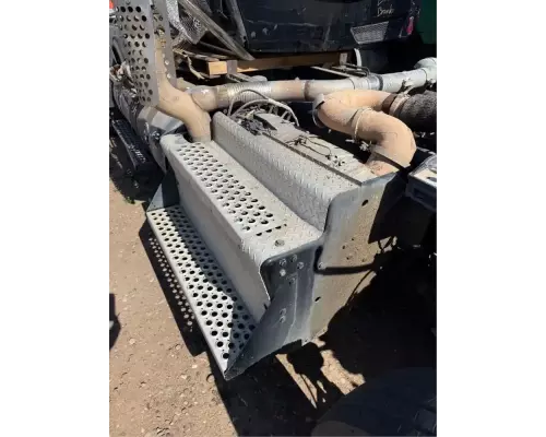 Kenworth T880 DPF (Diesel Particulate Filter)