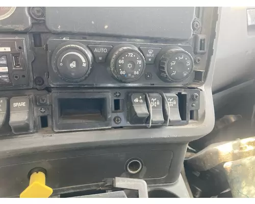 Kenworth T880 Dash Assembly