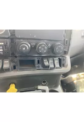 Kenworth T880 Dash Assembly