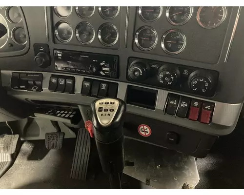 Kenworth T880 Dash Assembly