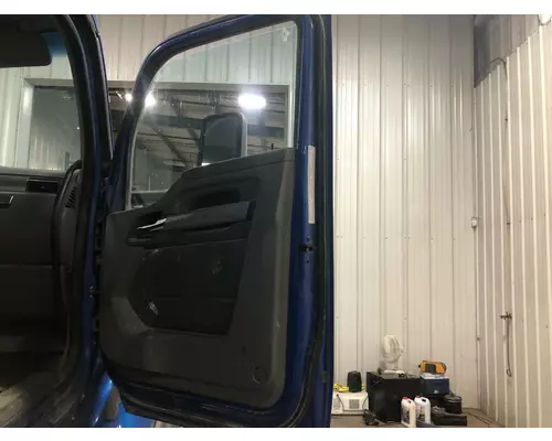 Kenworth T880 Door Assembly, Front