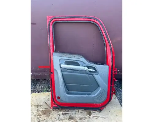 Kenworth T880 Door Assembly, Front
