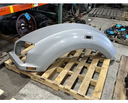 Fender KENWORTH T880 High Mountain Horsepower