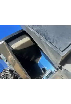 Kenworth T880 Fender