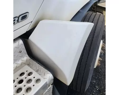 Fender Kenworth T880 Complete Recycling Group LLC