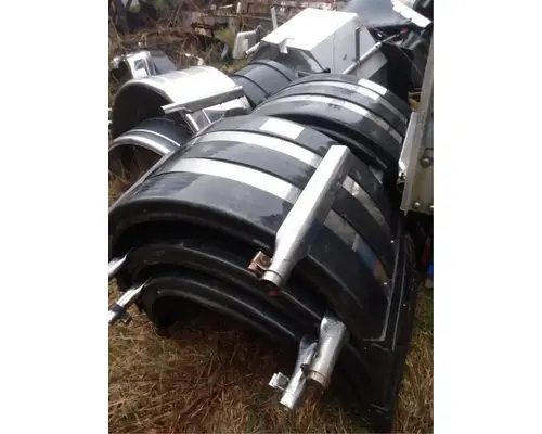 Kenworth T880 Fender