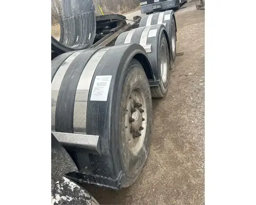 Kenworth T880 Fender