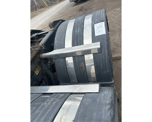 Kenworth T880 Fender