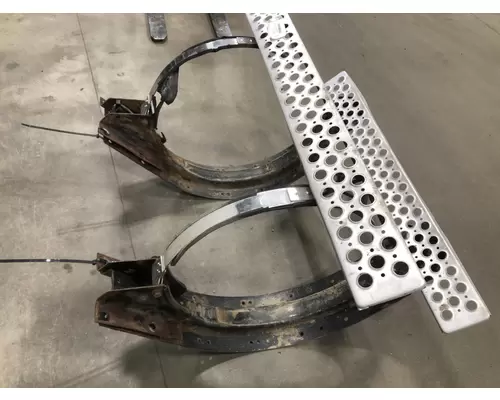 Kenworth T880 Fuel Tank Strap