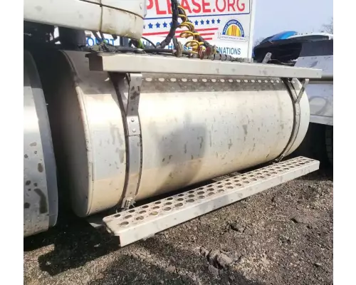 Kenworth T880 Fuel Tank