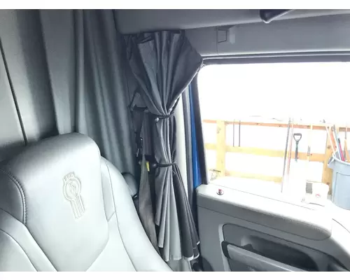 Kenworth T880 Interior Curtains