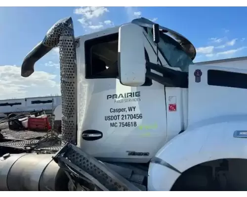 Kenworth T880 Mirror (Side View)