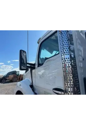 Kenworth T880 Mirror (Side View)