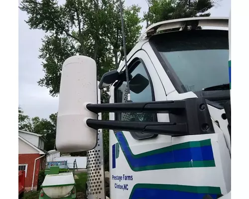 Kenworth T880 Mirror (Side View)