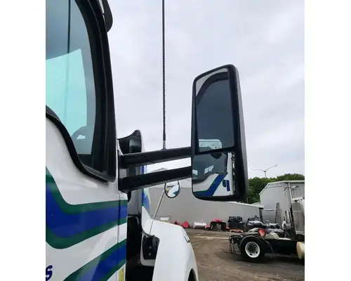 Mirror (Side View) Kenworth T880 Complete Recycling Group LLC