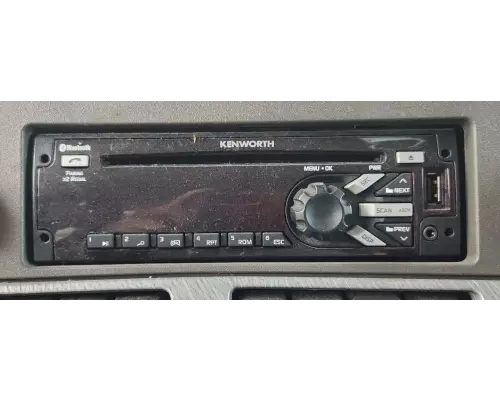 Kenworth T880 Radio