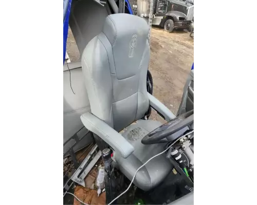 Kenworth T880 Seat, Front