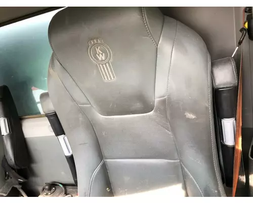 Kenworth T880 Seat (Air Ride Seat)