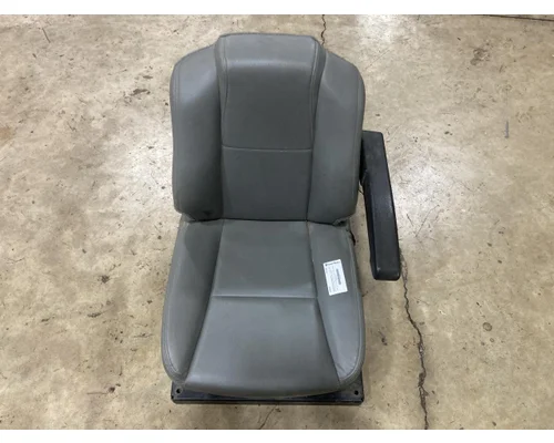 Kenworth T880 Seat (non-Suspension)