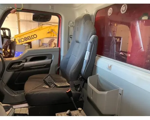 Seat, Front KENWORTH T880 Dutchers Inc   Heavy Truck Div  Ny