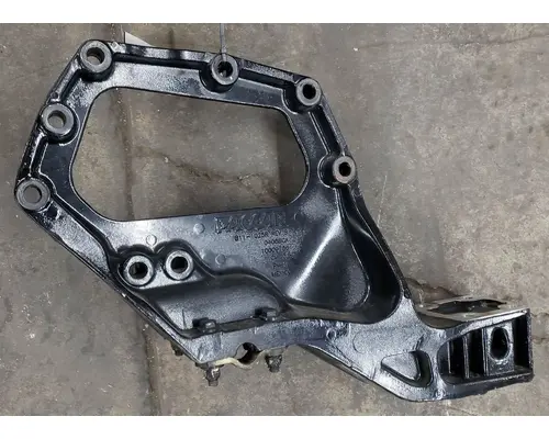 Spring Hanger KENWORTH T880 HIGH MOUNTAIN HORSEPOWER