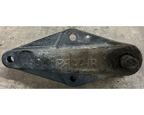 Spring Hanger KENWORTH T880 High Mountain Horsepower