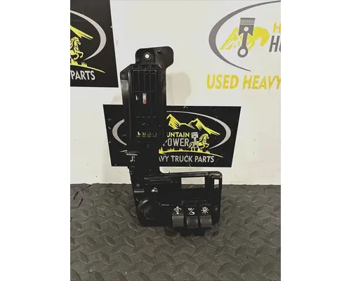 Dash / Console Switch KENWORTH T880 High Mountain Horsepower