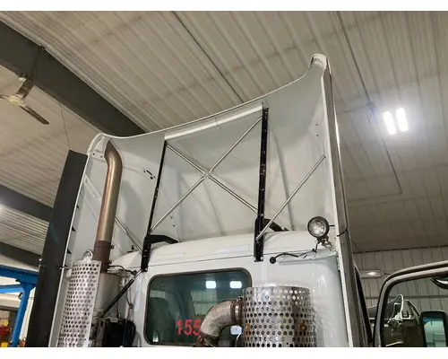 Kenworth T880 Wind Deflector