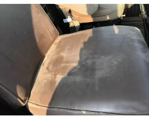 Kenworth W900A Seat (non-Suspension)