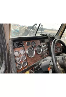 Kenworth W900B Dash Assembly