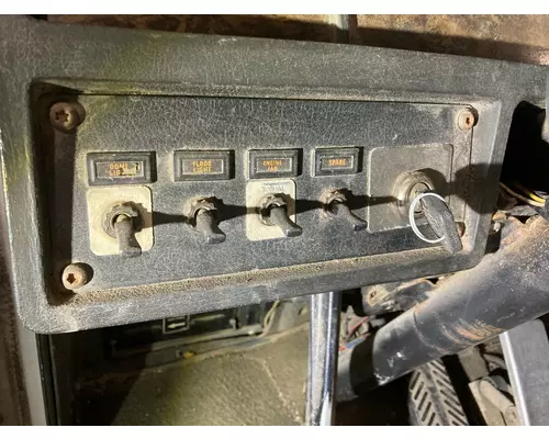 Kenworth W900B Dash Assembly