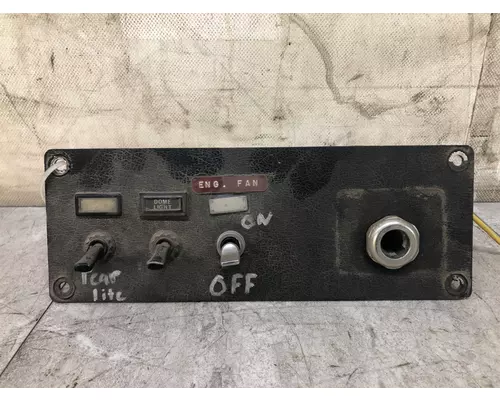 Kenworth W900B Dash Assembly