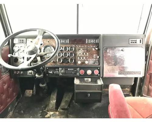 Kenworth W900B Dash Assembly