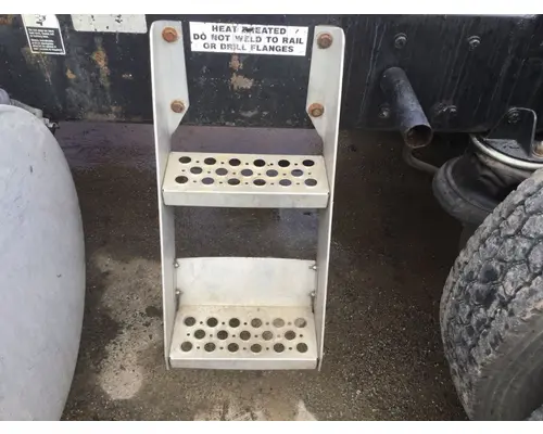 Kenworth W900B Engine Brackets, Misc.