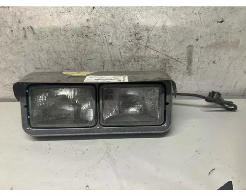 Kenworth W900B Headlamp Assembly