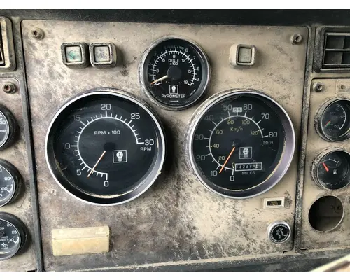 Kenworth W900B Instrument Cluster