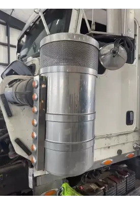 Kenworth W900L Air Cleaner