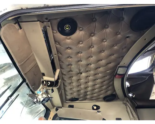 Kenworth W900L Body, Misc. Parts